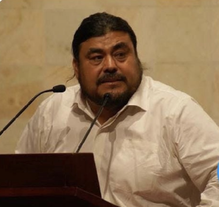 Recibe secretario Flavio Sosa atención médica en Ciudad de México Recibe secretario Flavio Sosa atención médica en Ciudad de México