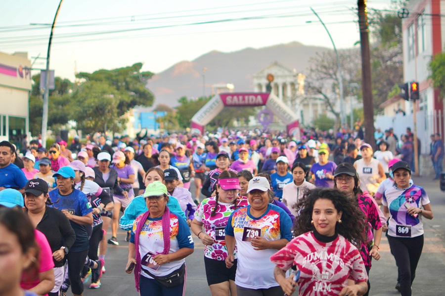 Carrera atlética 5K “Mujeres en Movimiento” reúne a más de mil 300 participantes