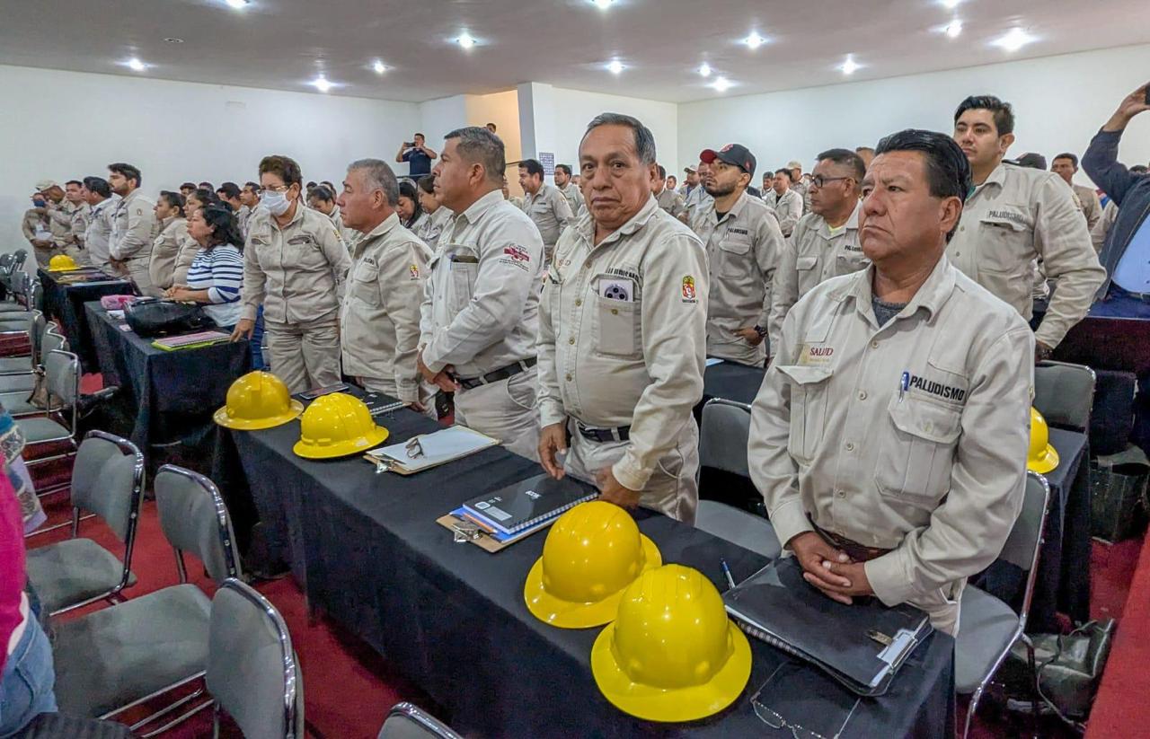 Fortalece SSO la Vigilancia Entomológica y la Red de Microscopía en Oaxaca Fortalece SSO la Vigilancia Entomológica y la Red de Microscopía en Oaxaca
