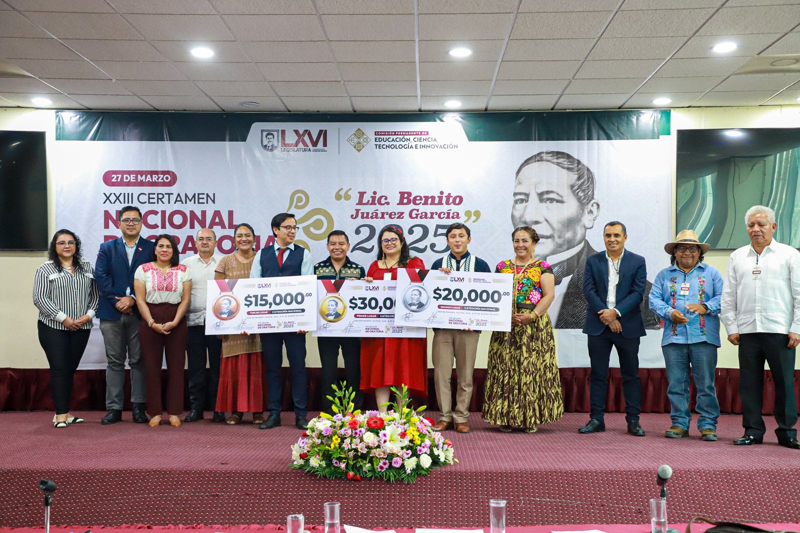 Oaxaqueña se corona como la campeona del Certamen Nacional de Oratoria Benito Juárez 2025, convocado por el Congreso del Estado Oaxaqueña se corona como la campeona del Certamen Nacional de Oratoria Benito Juárez 2025, convocado por el Congreso del Estado