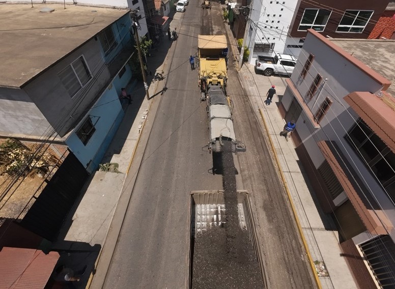 Reencarpeta SIC 89.98 kilómetros en más de 30 calles y avenidas de la Zona Metropolitana Reencarpeta SIC 89.98 kilómetros en más de 30 calles y avenidas de la Zona Metropolitana