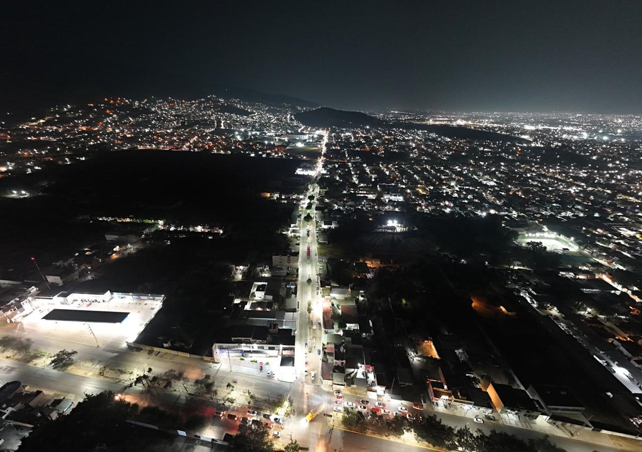 Decenas de calles y avenidas de la Zona Metropolitana de Oaxaca han sido transformadas por Gobierno del Estado Decenas de calles y avenidas de la Zona Metropolitana de Oaxaca han sido transformadas por Gobierno del Estado