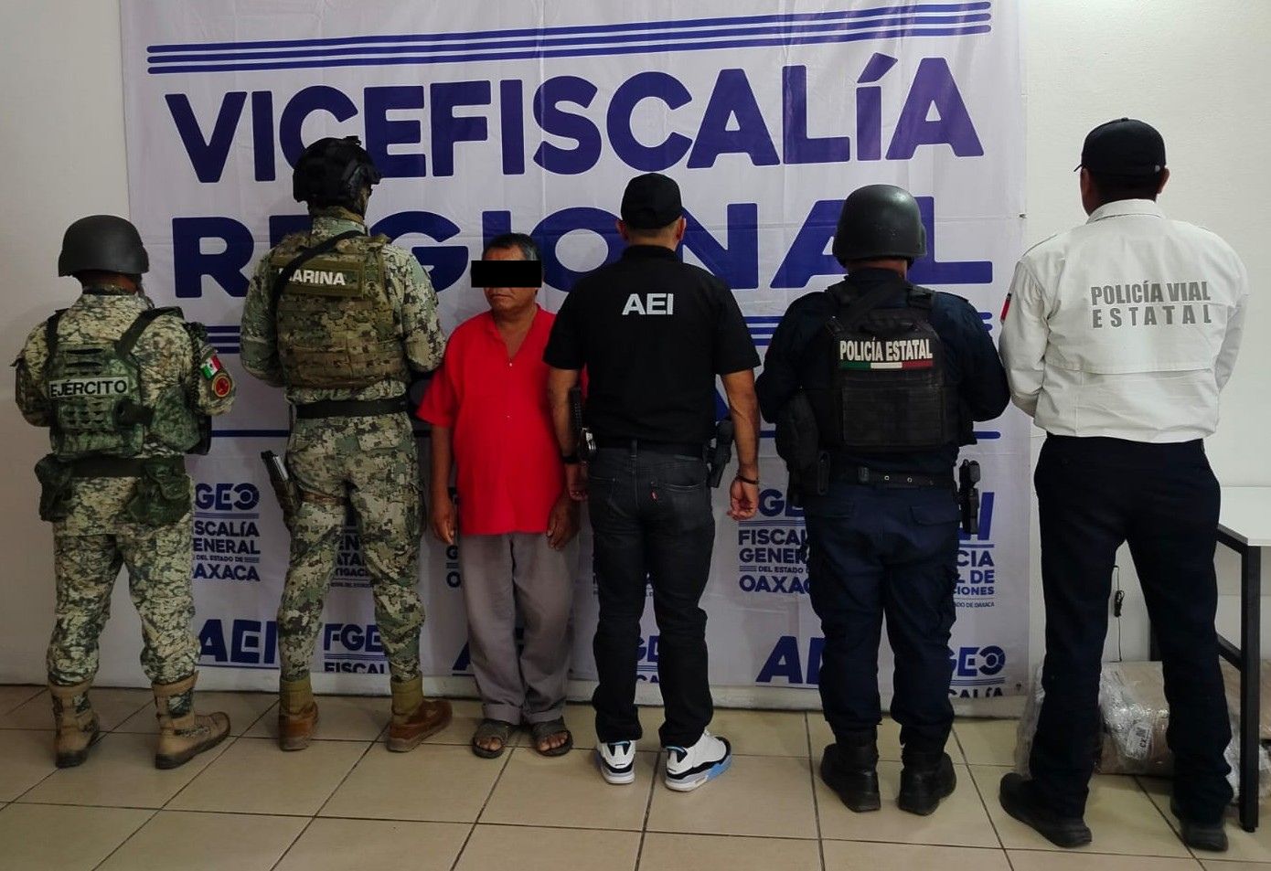 Fiscalía de Oaxaca participa en operativo conjunto con SSPC que se realizó en la Costa, logrando el aseguramiento de vehículo y la aprehensión de una persona.