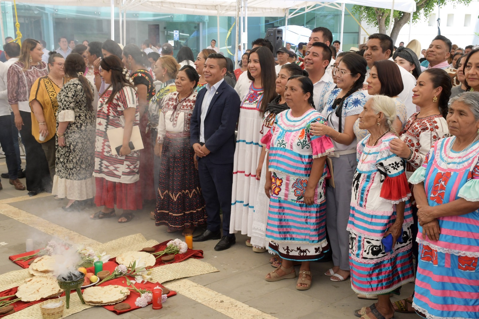 Realiza Congreso de Oaxaca foro de análisis de la Reforma Constitucional sobre los Derechos de los Pueblos Indígenas y Afroamericanos Realiza Congreso de Oaxaca foro de análisis de la Reforma Constitucional sobre los Derechos de los Pueblos Indígenas y Afroamericanos