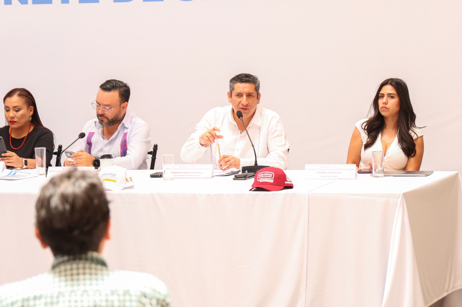 Fiscalía de Oaxaca, Marina, DEFENSA, SSPC y Policía Estatal despliegan “Operación Sable” en el Istmo de Tehuantepec, van 37 detenciones de objetivos prioritarios Fiscalía de Oaxaca, Marina, DEFENSA, SSPC y Policía Estatal despliegan “Operación Sable” en el Istmo de Tehuantepec, van 37 detenciones de objetivos prioritarios