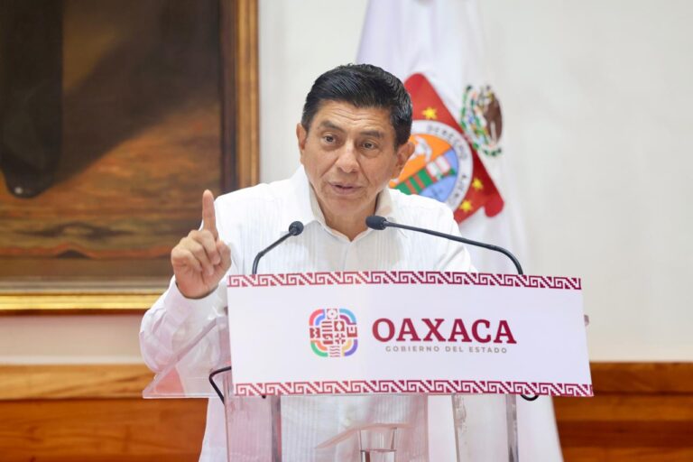 LEVANTA LA MANO GOBERNADOR DE OAXACA PARA MANIFESTARSE EN EUA EN CONTRA DE IMPUESTOS A REMESAS.