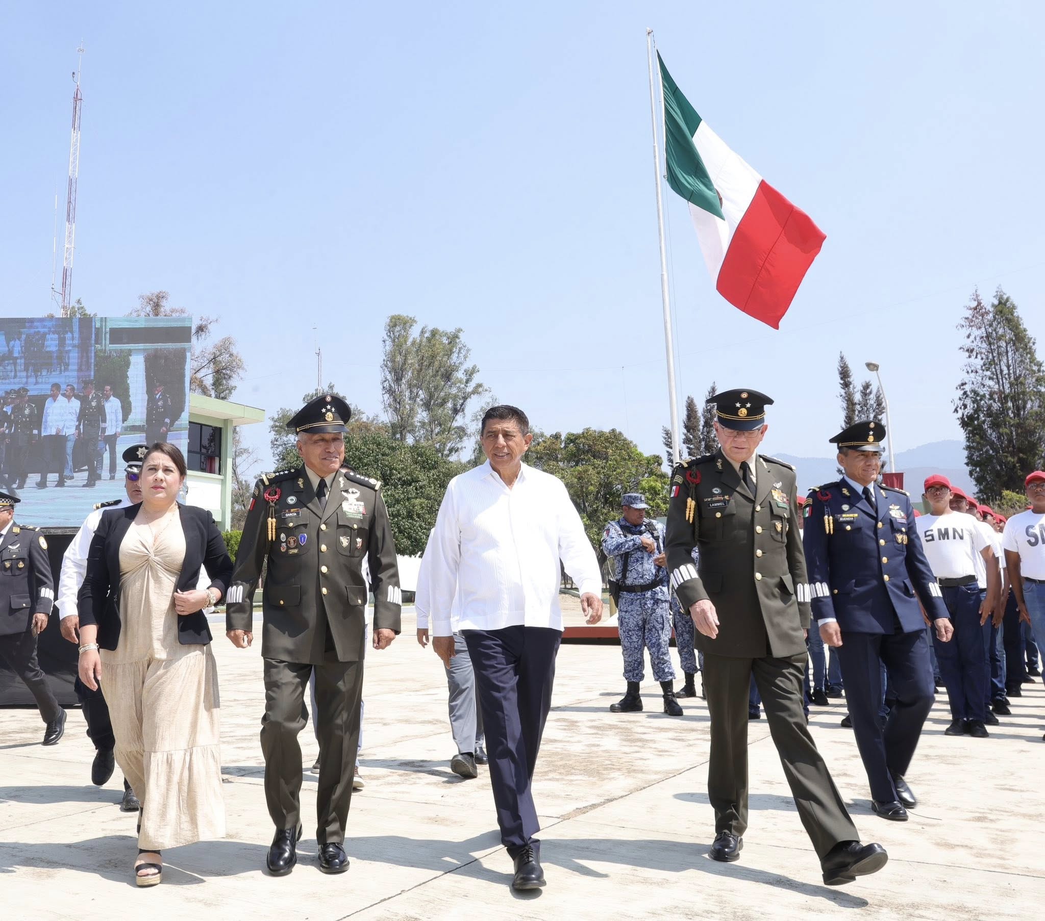 Asiste Gobernador de Oaxaca al 163 Aniversario de la Batalla de Puebla, símbolo de defensa de la patria