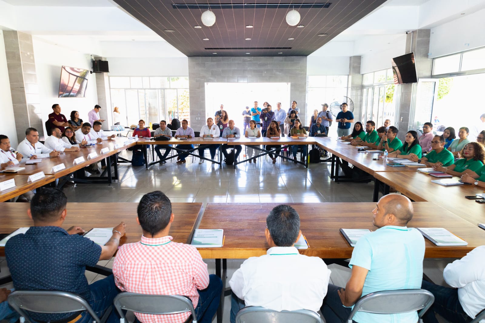 Inician Gobierno del Estado y STPEIDCEO mesas de negociación para pliego petitorio 2025 Inician Gobierno del Estado y STPEIDCEO mesas de negociación para pliego petitorio 2025