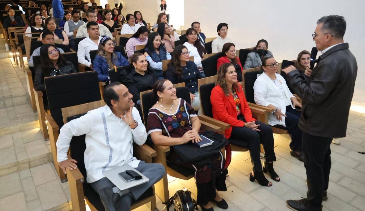 Culmina PJEO ciclo de conferencias sobre IA con ponencia del prestigiado académico Orión Vargas Culmina PJEO ciclo de conferencias sobre IA con ponencia del prestigiado académico Orión Vargas
