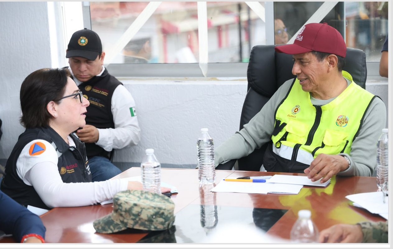 Acuerdan gobiernos de Oaxaca y México acciones para atender a localidades incomunicadas de Pinotepa Nacional Acuerdan gobiernos de Oaxaca y México acciones para atender a localidades incomunicadas de Pinotepa Nacional