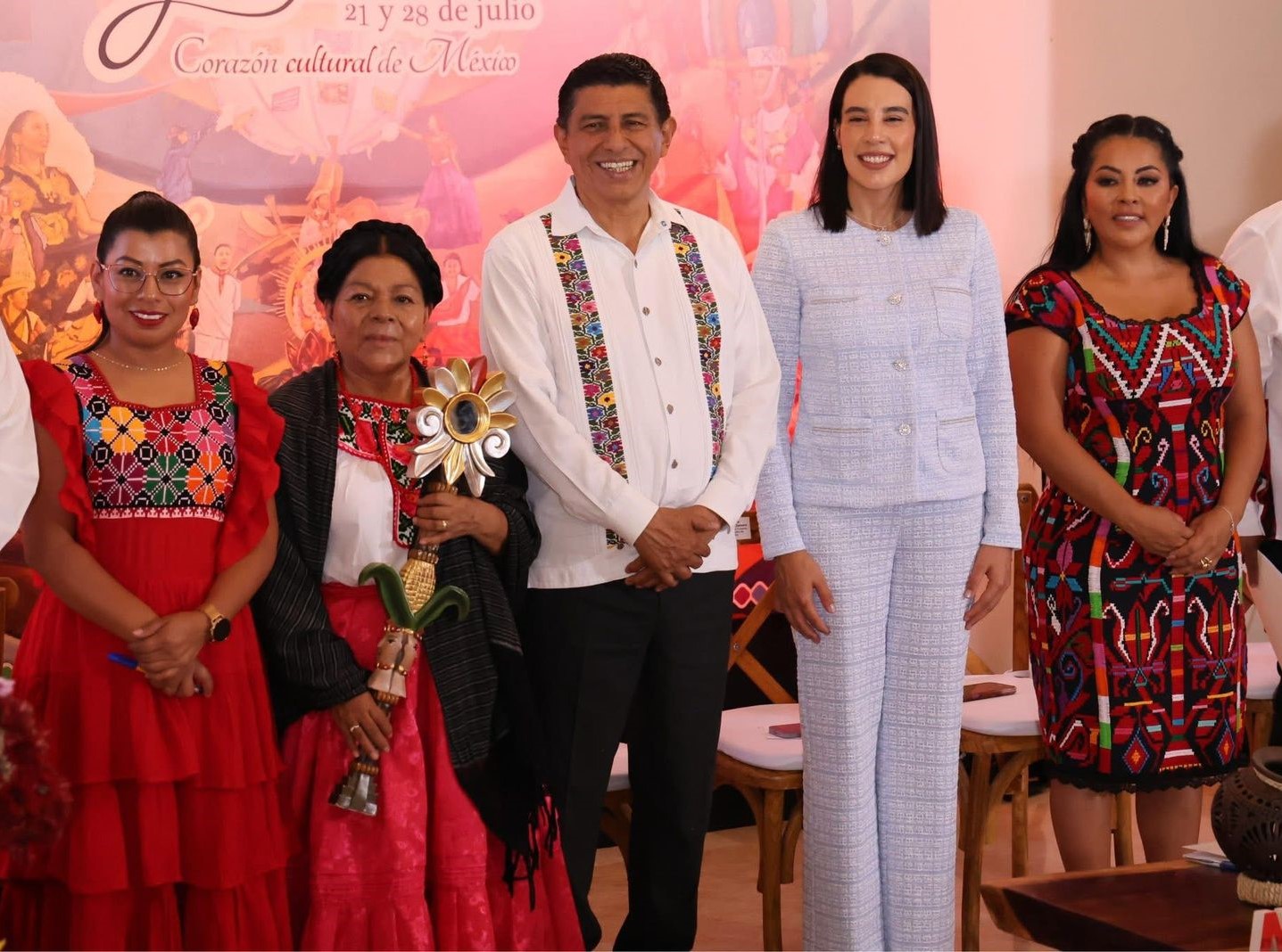 Anuncia DIF Oaxaca tercera edición del Tianguis Gastronómico “Desde mis Raíces con sus Sabores” Anuncia DIF Oaxaca tercera edición del Tianguis Gastronómico “Desde mis Raíces con sus Sabores”