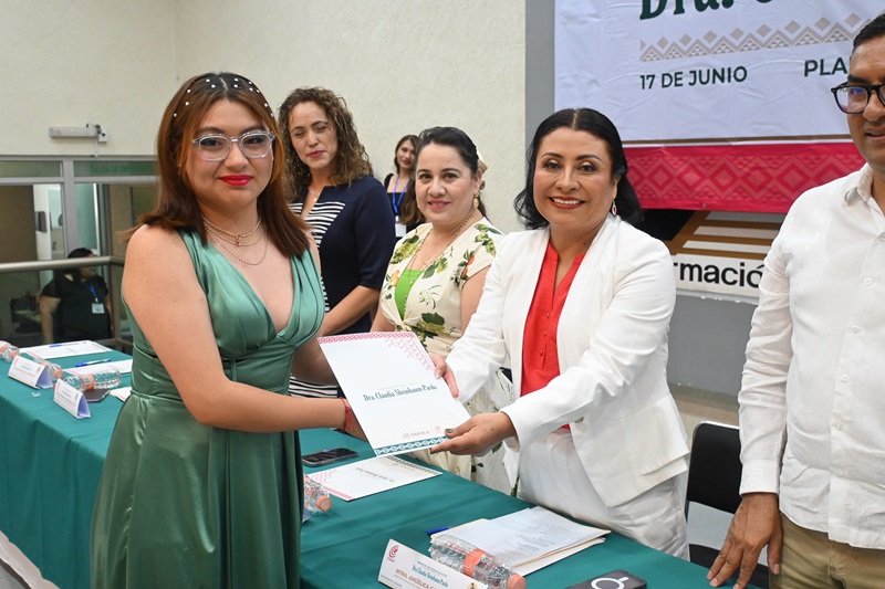Entrega Cobao nueva generación de bachilleres “Doctora Claudia Sheinbaum Pardo” Entrega Cobao nueva generación de bachilleres “Doctora Claudia Sheinbaum Pardo”