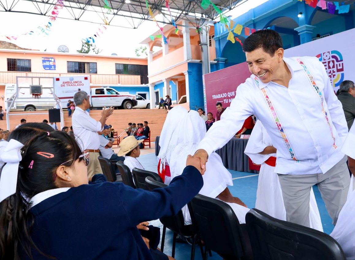 Contará San Mateo Cajonos con planta de tratamiento de aguas residuales: Salomón Jara Contará San Mateo Cajonos con planta de tratamiento de aguas residuales: Salomón Jara