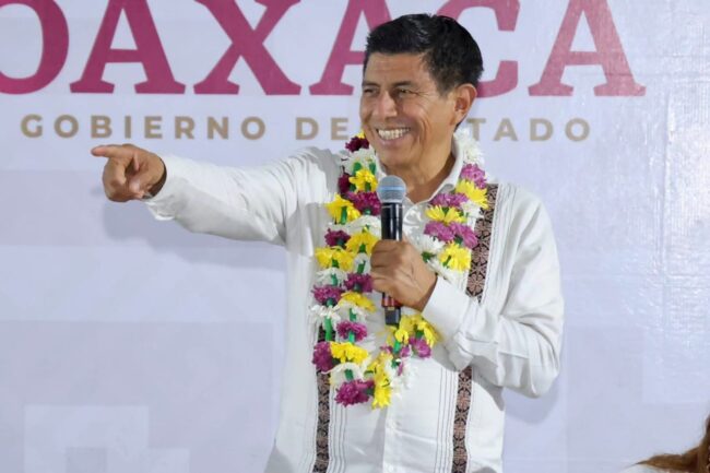 Atiende Gobierno de Oaxaca infraestructura educativa de San Juan Cotzocón