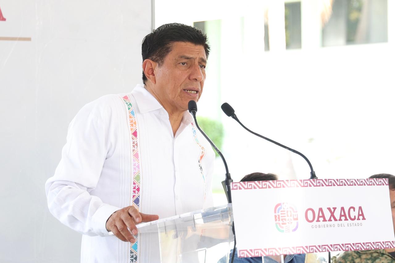 Llama Gobernador de Oaxaca a la población a estar alerta ante arribo de tormenta tropical Erick Llama Gobernador de Oaxaca a la población a estar alerta ante arribo de tormenta tropical Erick