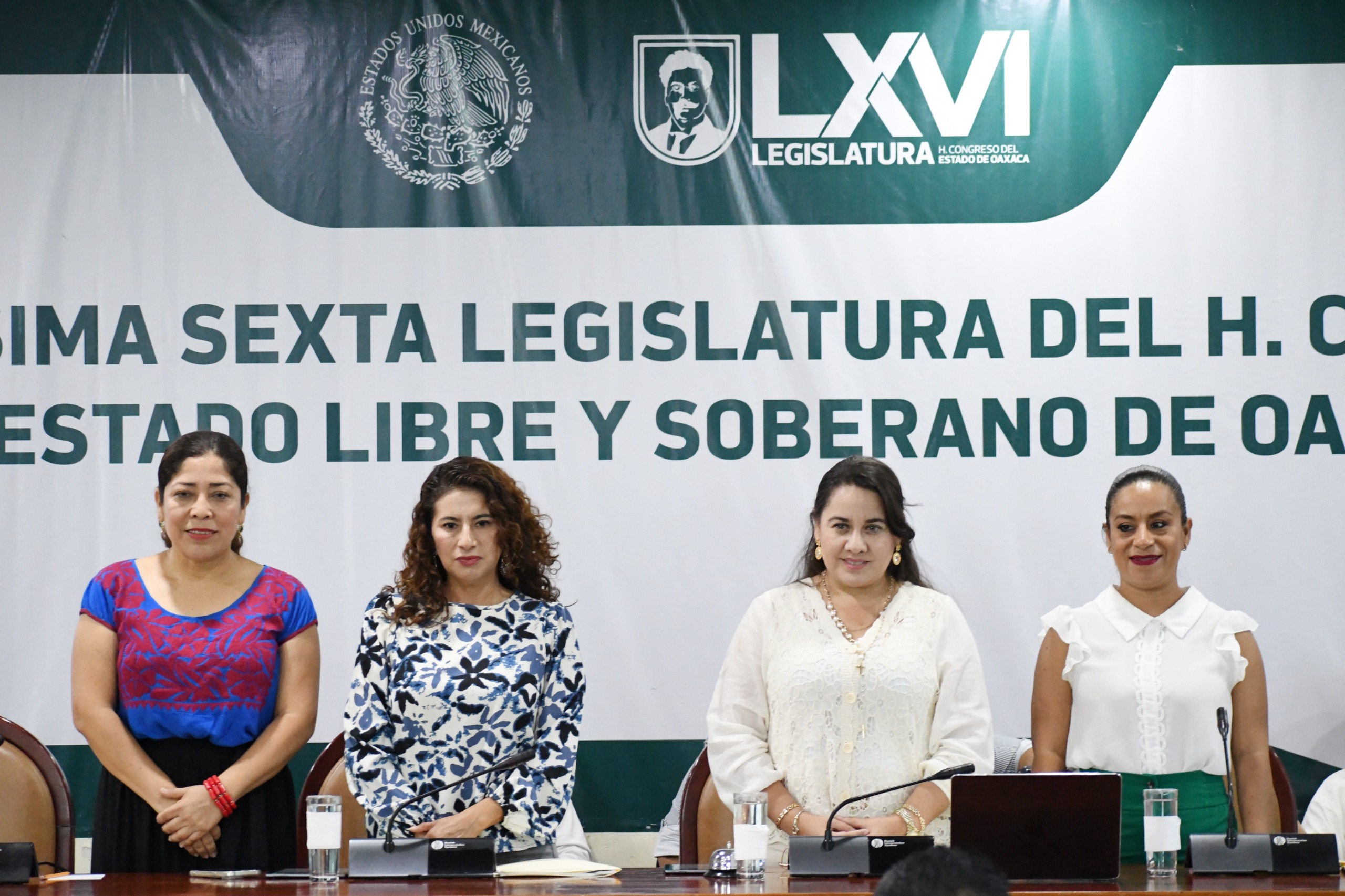 Aprueba Congreso local la suspensión del Ayuntamiento de San Juan Mazatlán y turna nuevamente al órgano legislativo competente el Proyecto de Decreto de Zapotitlán Palmas para su análisis y dictaminación Aprueba Congreso local la suspensión del Ayuntamiento de San Juan Mazatlán y turna nuevamente al órgano legislativo competente el Proyecto de Decreto de Zapotitlán Palmas para su análisis y dictaminación