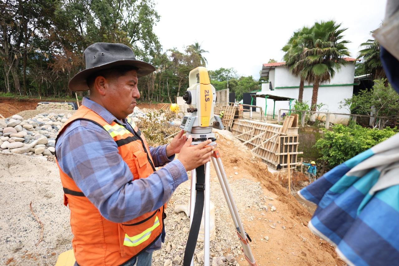 Realiza Gobierno de Oaxaca obra social y deportiva en Santo Domingo Teojomulco
