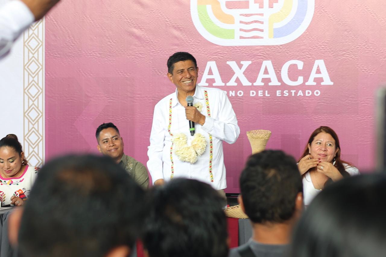 Anuncia Salomón Jara inversión de 20 mdp para construcción del hospital de Santa María Chilchotla, abandonado hace 18 años Anuncia Salomón Jara inversión de 20 mdp para construcción del hospital de Santa María Chilchotla, abandonado hace 18 años