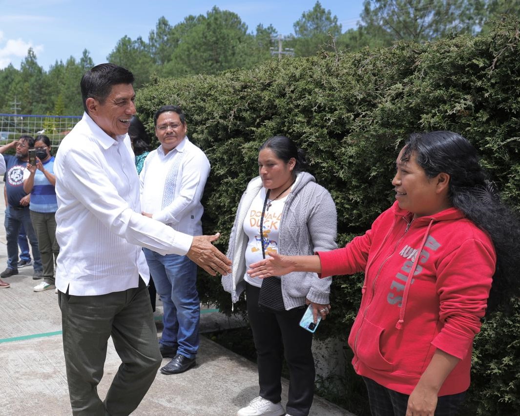 Arranca Gobernador Salomón Jara construcción de techado en Cecyteo de San Mateo Río Hondo Arranca Gobernador Salomón Jara construcción de techado en Cecyteo de San Mateo Río Hondo