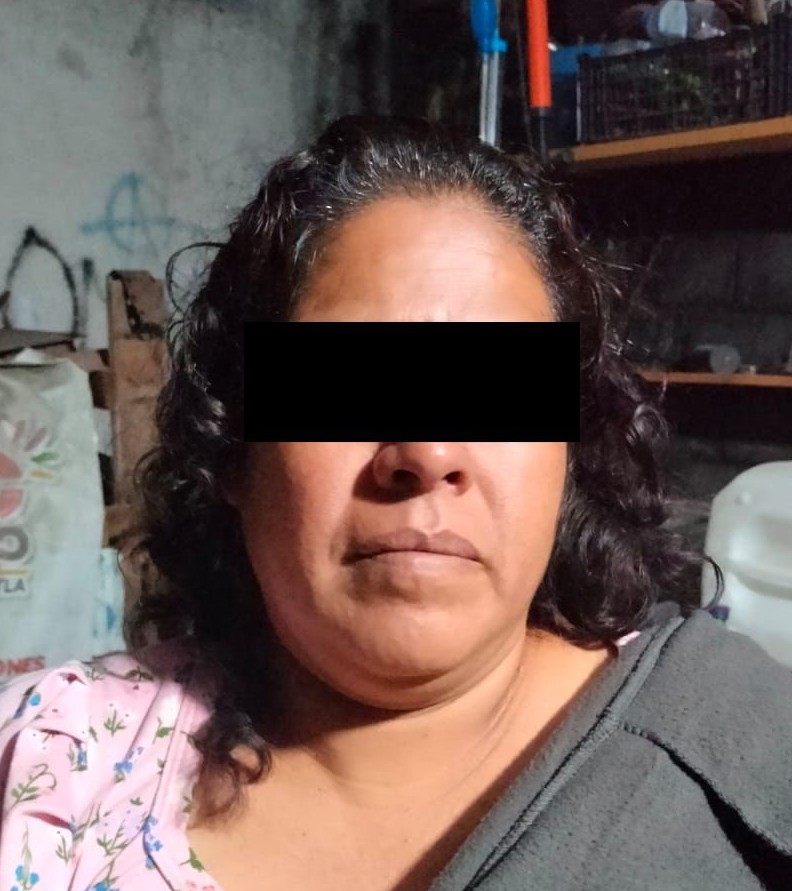 FGEO realiza cateo en el valle de Etla: detiene a dos personas, asegura dosis de drogas, así como una libreta con datos de pagos de compradores FGEO realiza cateo en el valle de Etla: detiene a dos personas, asegura dosis de drogas, así como una libreta con datos de pagos de compradores