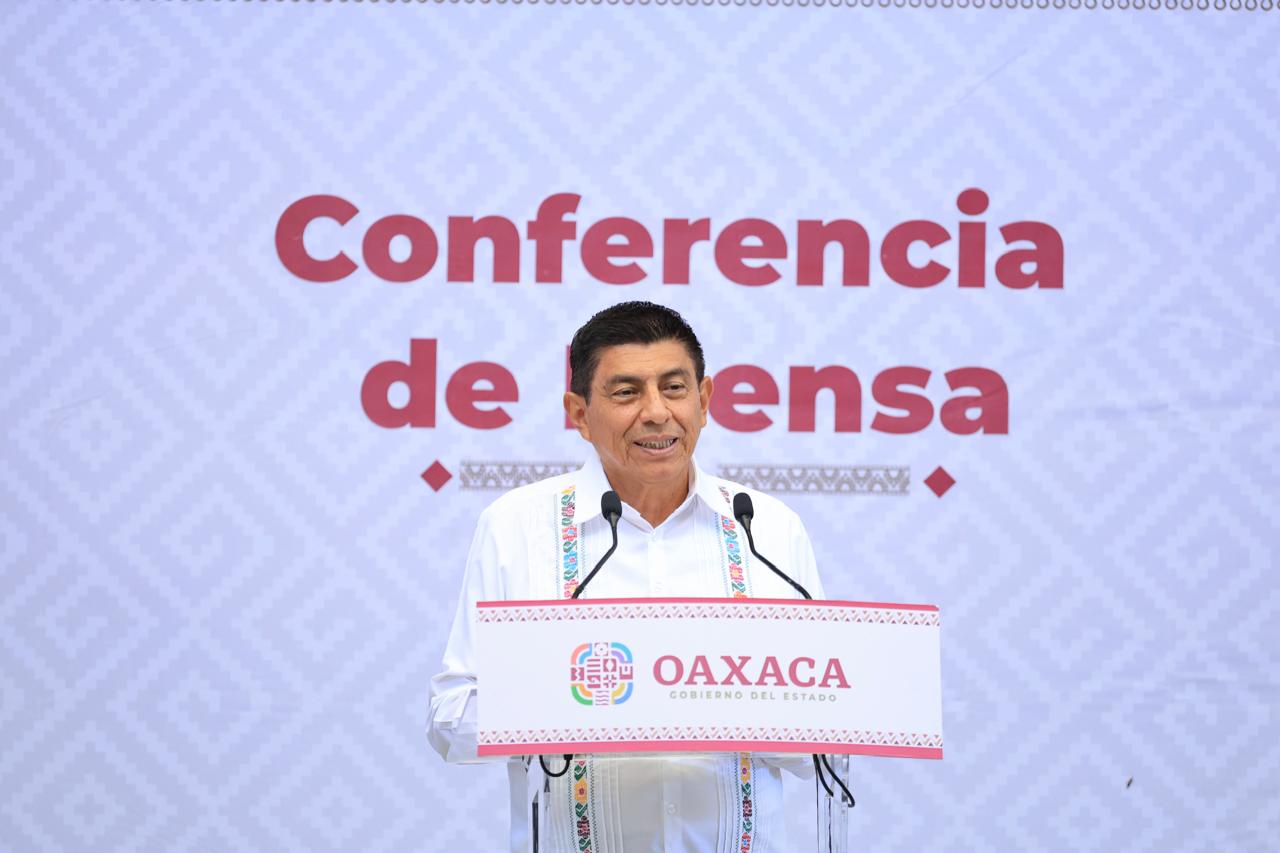 La inversión estatal de 23 mil mdp en desarrollo social se refleja en bienestar y disminución de la pobreza en Oaxaca: Salomón Jara La inversión estatal de 23 mil mdp en desarrollo social se refleja en bienestar y disminución de la pobreza en Oaxaca: Salomón Jara