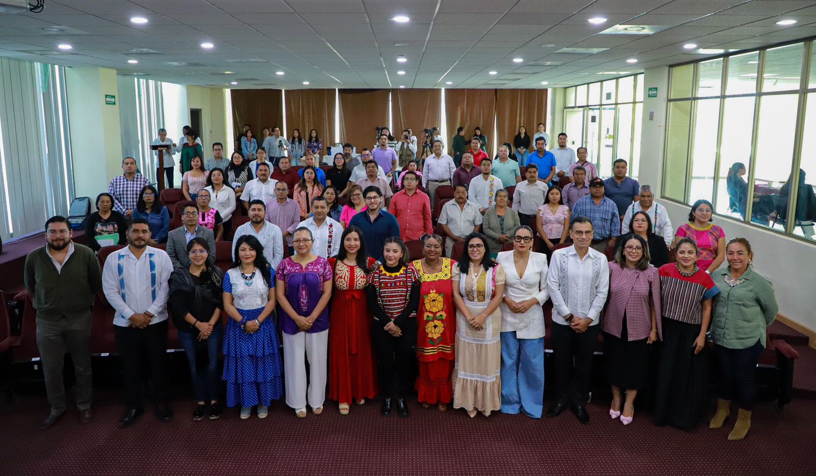 A 30 años del reconocimiento de los Sistemas Normativos Indígenas en Oaxaca se analizan los avances, retos y perspectivas en el Congreso del Estado A 30 años del reconocimiento de los Sistemas Normativos Indígenas en Oaxaca se analizan los avances, retos y perspectivas en el Congreso del Estado