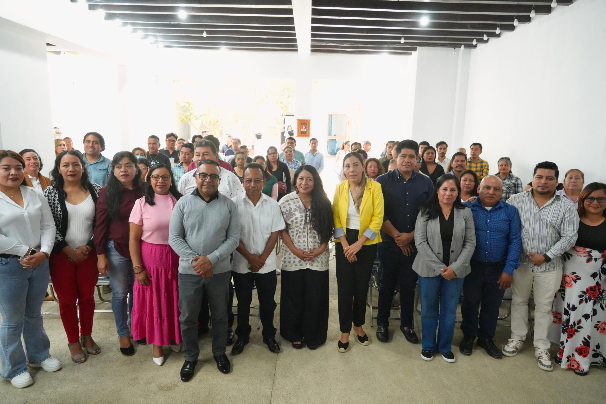 Presentan proyecto para fortalecer micro y pequeñas empresas en Xoxocotlán Presentan proyecto para fortalecer micro y pequeñas empresas en Xoxocotlán