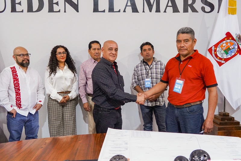 Firman Cerro Marín y Chinantla acuerdo para recuperar la paz en sus comunidades Firman Cerro Marín y Chinantla acuerdo para recuperar la paz en sus comunidades