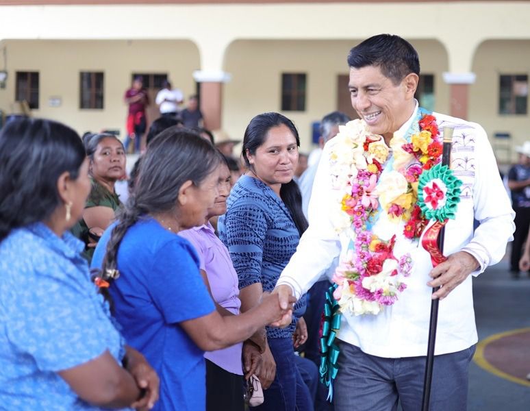 Transforma Salomón Jara con obras y acciones a San Francisco Cahuacuá Transforma Salomón Jara con obras y acciones a San Francisco Cahuacuá