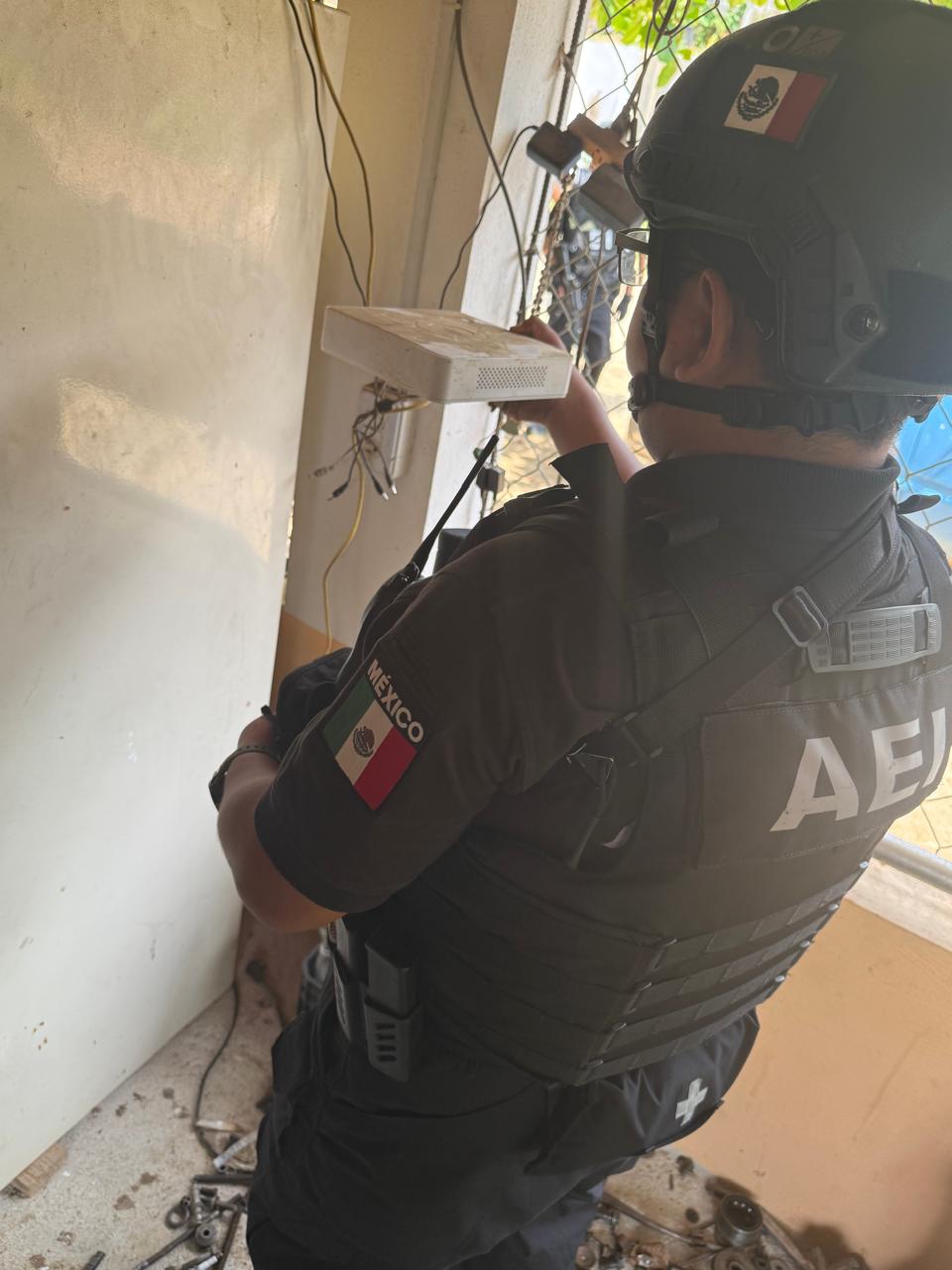 Con Operación Sable, desmantelan red de cámaras de vigilancia ocupadas por células delictivas en la Costa: Fiscalía de Oaxaca Con Operación Sable, desmantelan red de cámaras de vigilancia ocupadas por células delictivas en la Costa: Fiscalía de Oaxaca