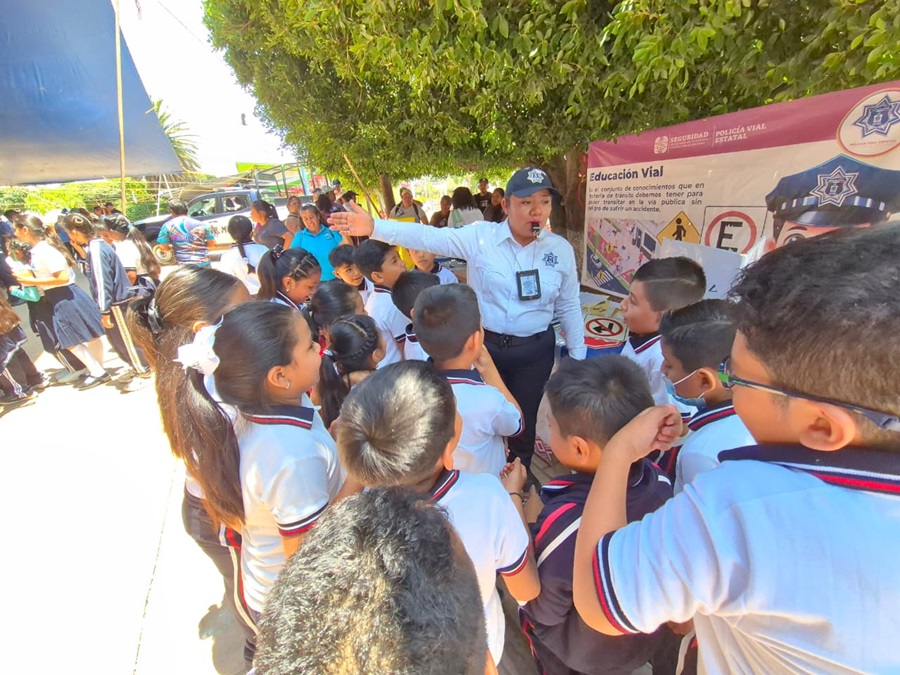 Policía Vial Estatal fomenta entre escolares cultura de respeto y paz social