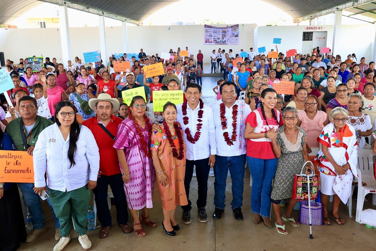 Con rostro humano, DIF Oaxaca prioriza bienestar alimentario de 553 personas de Santiago Tetepec y Santiago Jamiltepec Con rostro humano, DIF Oaxaca prioriza bienestar alimentario de 553 personas de Santiago Tetepec y Santiago Jamiltepec