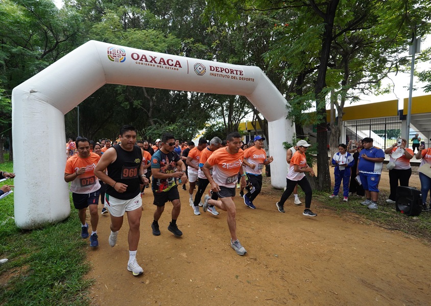 ¡Una fiesta deportiva! Así se vivió la 21 carrera atlética del Día de la y el Verificador Sanitario