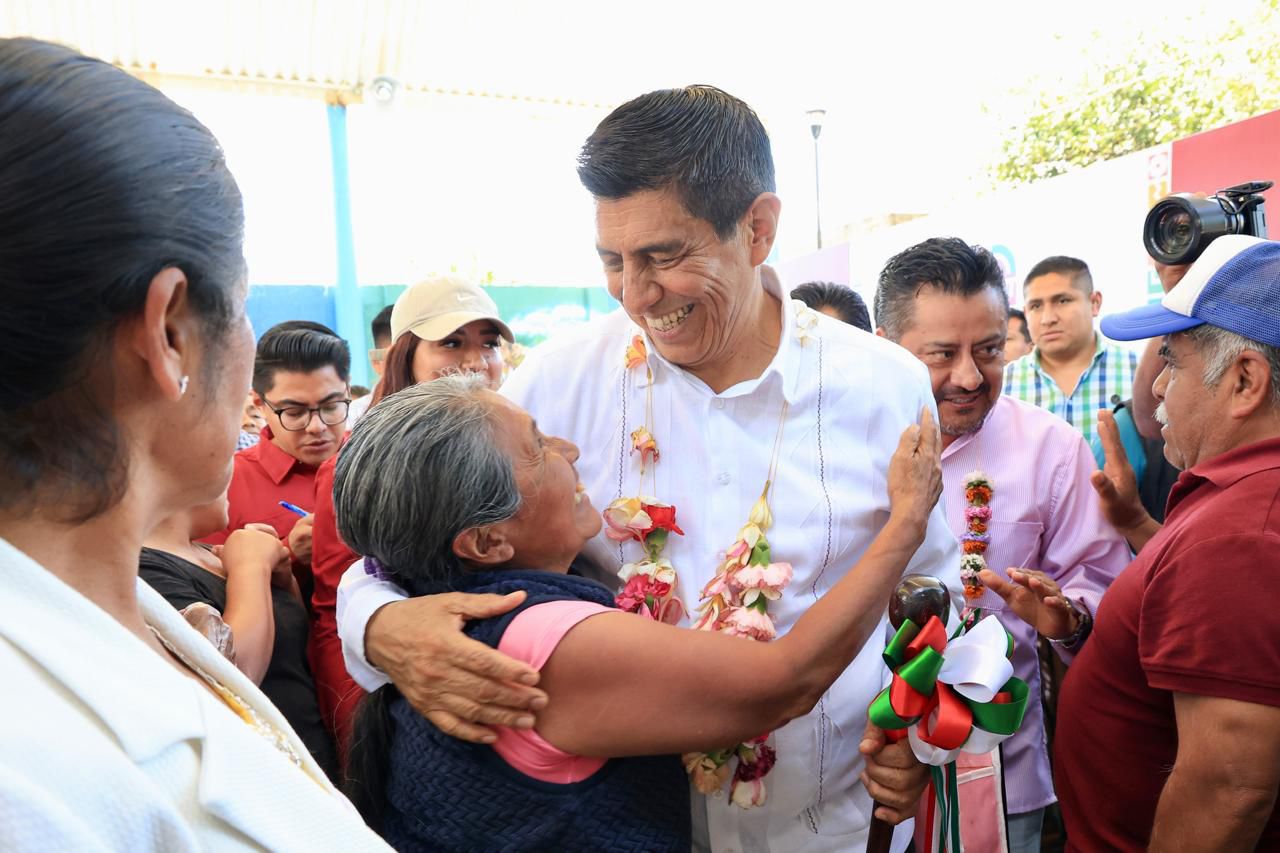 Anuncia Gobierno de Oaxaca obras prioritarias de agua, urbanización y educación para agencia Vicente Guerrero, Zaachila Anuncia Gobierno de Oaxaca obras prioritarias de agua, urbanización y educación para agencia Vicente Guerrero, Zaachila