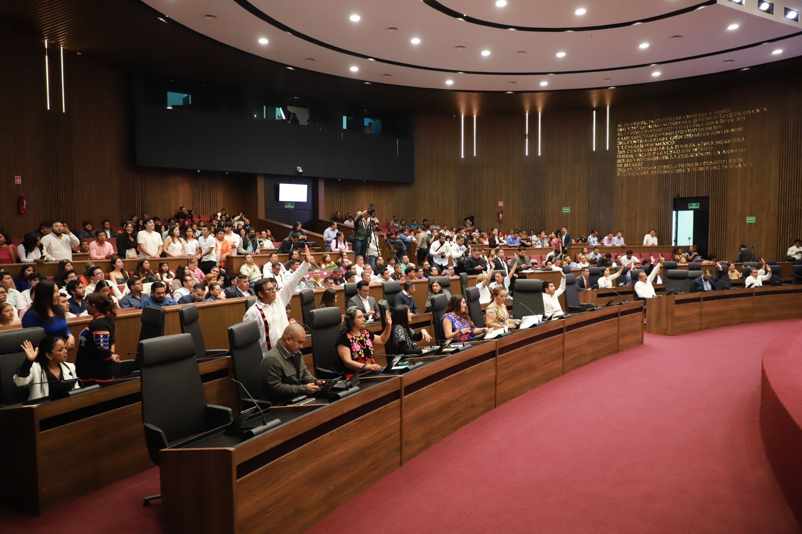 Aprueba Congreso del Estado cambio de nombre y Categoría Administrativa para localidad de Valles Centrales Aprueba Congreso del Estado cambio de nombre y Categoría Administrativa para localidad de Valles Centrales