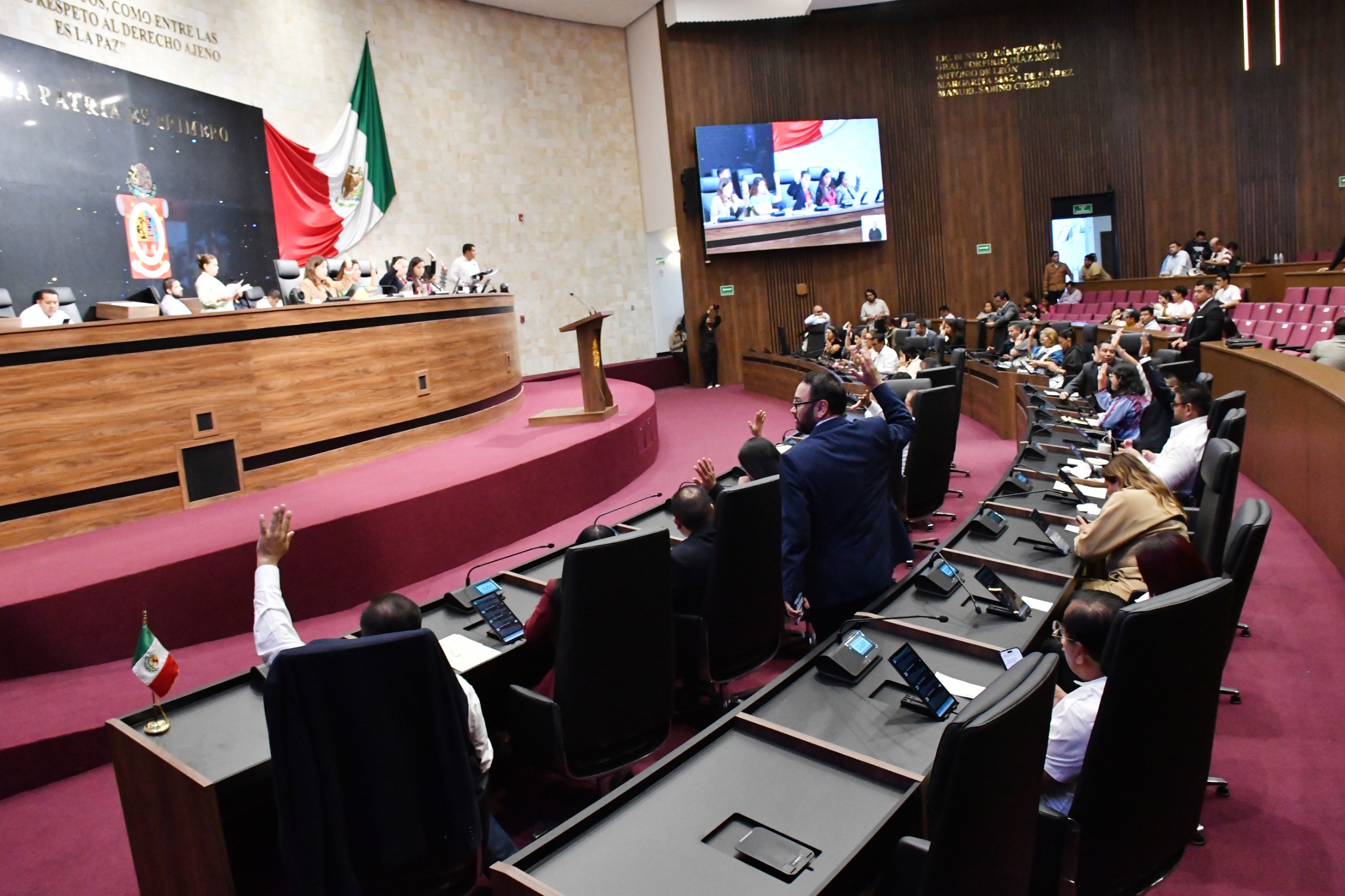 Congreso de Oaxaca establece nuevas formas de violencia contra las mujeres en la Ley Estatal de Acceso de las Mujeres a una Vida Libre de Violencia de Género Congreso de Oaxaca establece nuevas formas de violencia contra las mujeres en la Ley Estatal de Acceso de las Mujeres a una Vida Libre de Violencia de Género