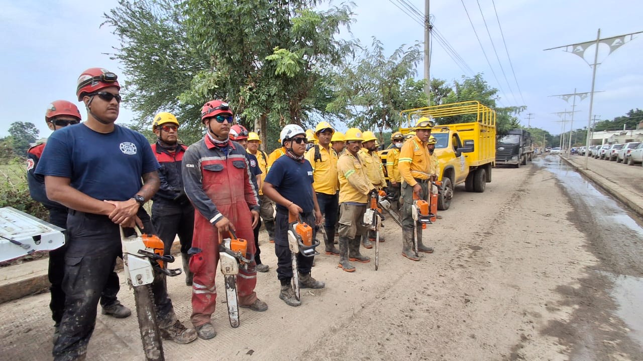Continúa brigada de Oaxaca con acciones de apoyo en el municipio de Álamo Temapache, Veracruz: CEPCyGR Continúa brigada de Oaxaca con acciones de apoyo en el municipio de Álamo Temapache, Veracruz: CEPCyGR
