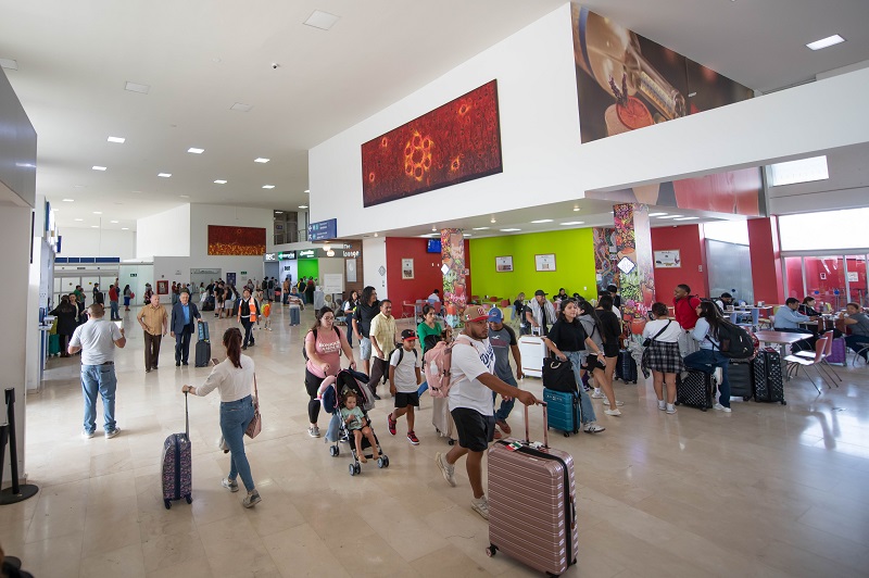 Crece tráfico y ocupación aérea en aeropuertos de Oaxaca de enero a septiembre 2025: Sectur Crece tráfico y ocupación aérea en aeropuertos de Oaxaca de enero a septiembre 2025: Sectur