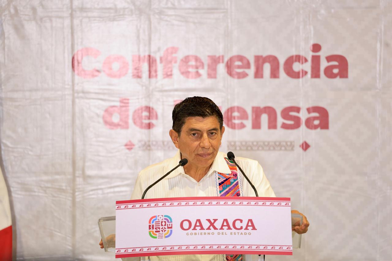 Niega Salomón Jara pretensión de afectar a trabajadores del Gobierno del Estado con carga tributaria Niega Salomón Jara pretensión de afectar a trabajadores del Gobierno del Estado con carga tributaria