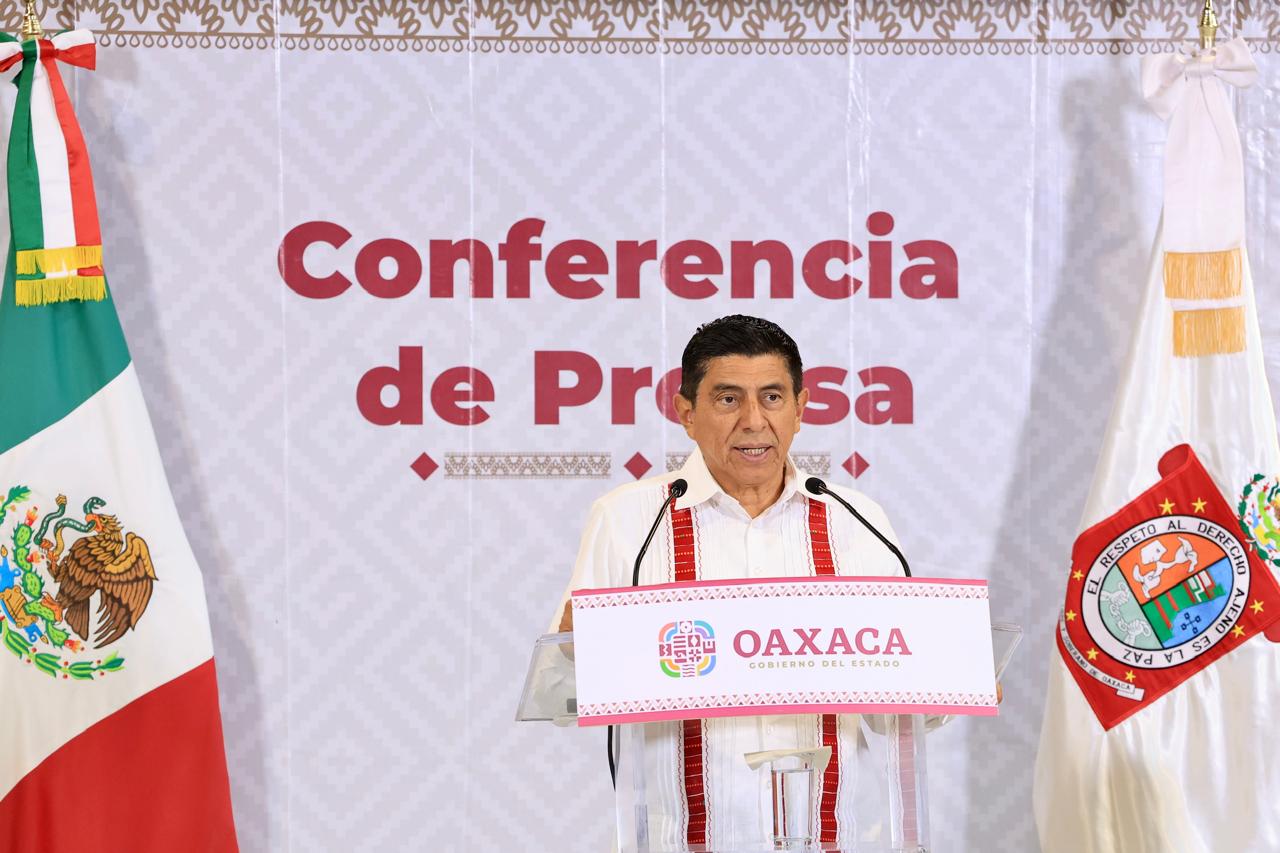 Gobiernos de Salomon Jara han dado respuesta sin precedente a magisterio de Oaxaca, no se justifican bloqueos: Salomón Jara Gobiernos de Salomon Jara han dado respuesta sin precedente a magisterio de Oaxaca, no se justifican bloqueos: Salomón Jara
