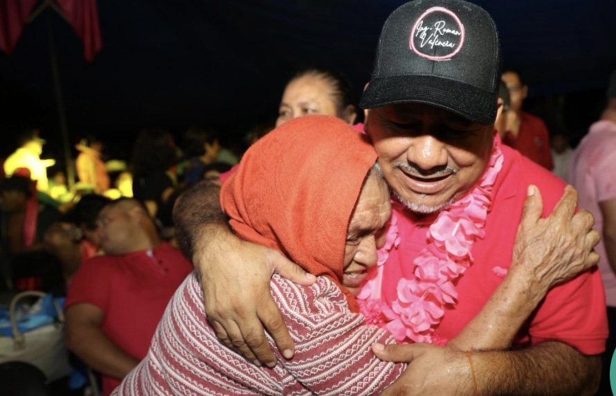 Román Valencia gana la elección en Santa María Colotepec Román Valencia gana la elección en Santa María Colotepec