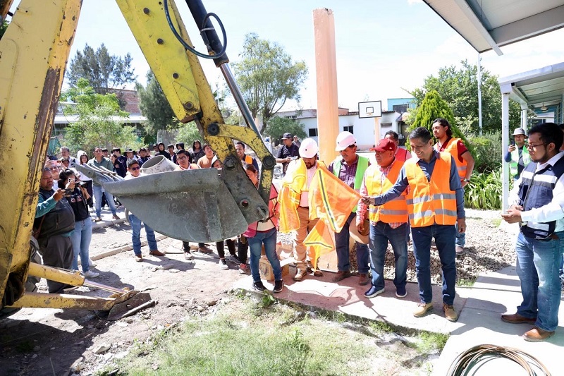 Invierte Iocied más de 7.7 mdp en obras ejecutadas en 3 escuelas de Mitla Invierte Iocied más de 7.7 mdp en obras ejecutadas en 3 escuelas de Mitla