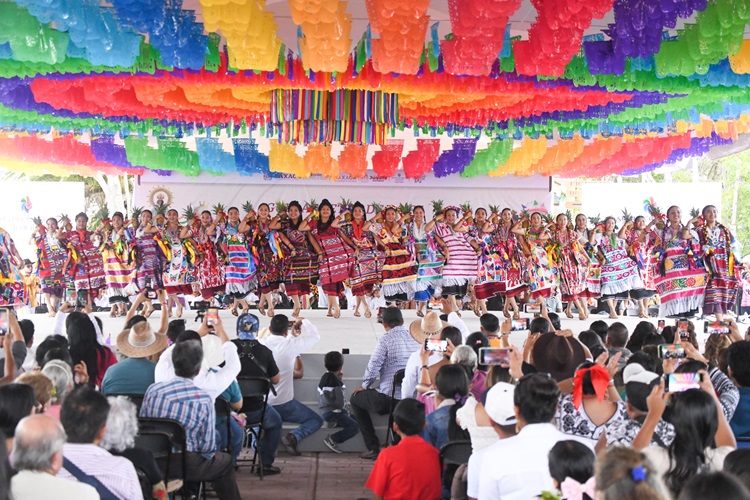 Impulsa Guelaguetza de la Fe de Santa Catarina Juquila turismo y desarrollo comunitario: Sectur Oaxaca Impulsa Guelaguetza de la Fe de Santa Catarina Juquila turismo y desarrollo comunitario: Sectur Oaxaca