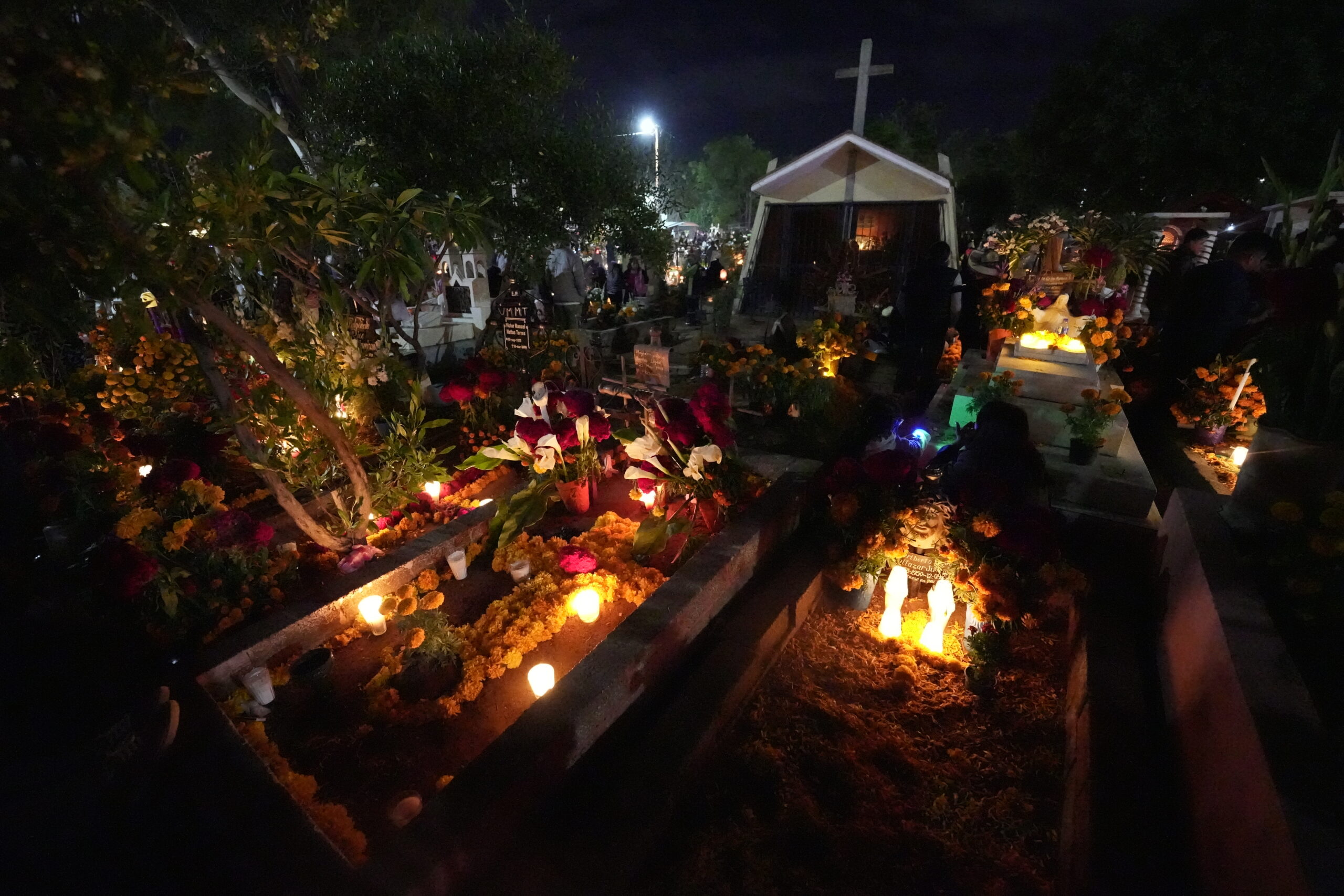 Vive la Magia de la Velada de los Fieles Difuntos en Xoxocotlán Vive la Magia de la Velada de los Fieles Difuntos en Xoxocotlán