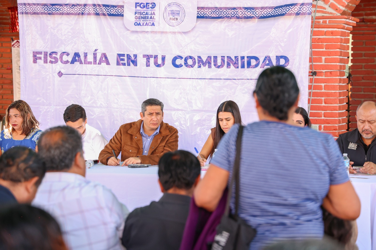 Fiscalía en tu Comunidad fortalece estrategia de prevención del delito para restaurar la confianza ciudadana: Bernardo Rodríguez Alamilla Fiscalía en tu Comunidad fortalece estrategia de prevención del delito para restaurar la confianza ciudadana: Bernardo Rodríguez Alamilla