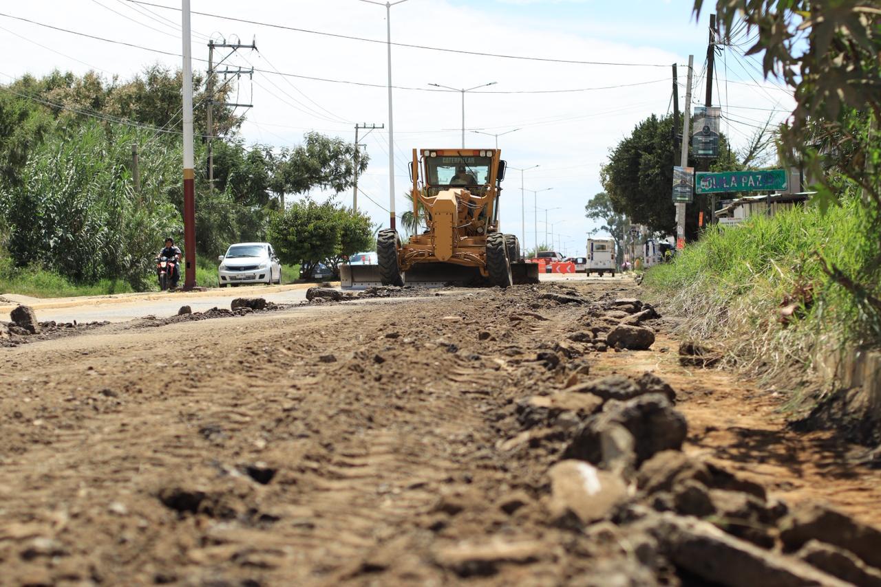 Xoxocotlán fortalece infraestructura vial con segunda etapa del programa Tache al Bache Xoxocotlán fortalece infraestructura vial con segunda etapa del programa Tache al Bache