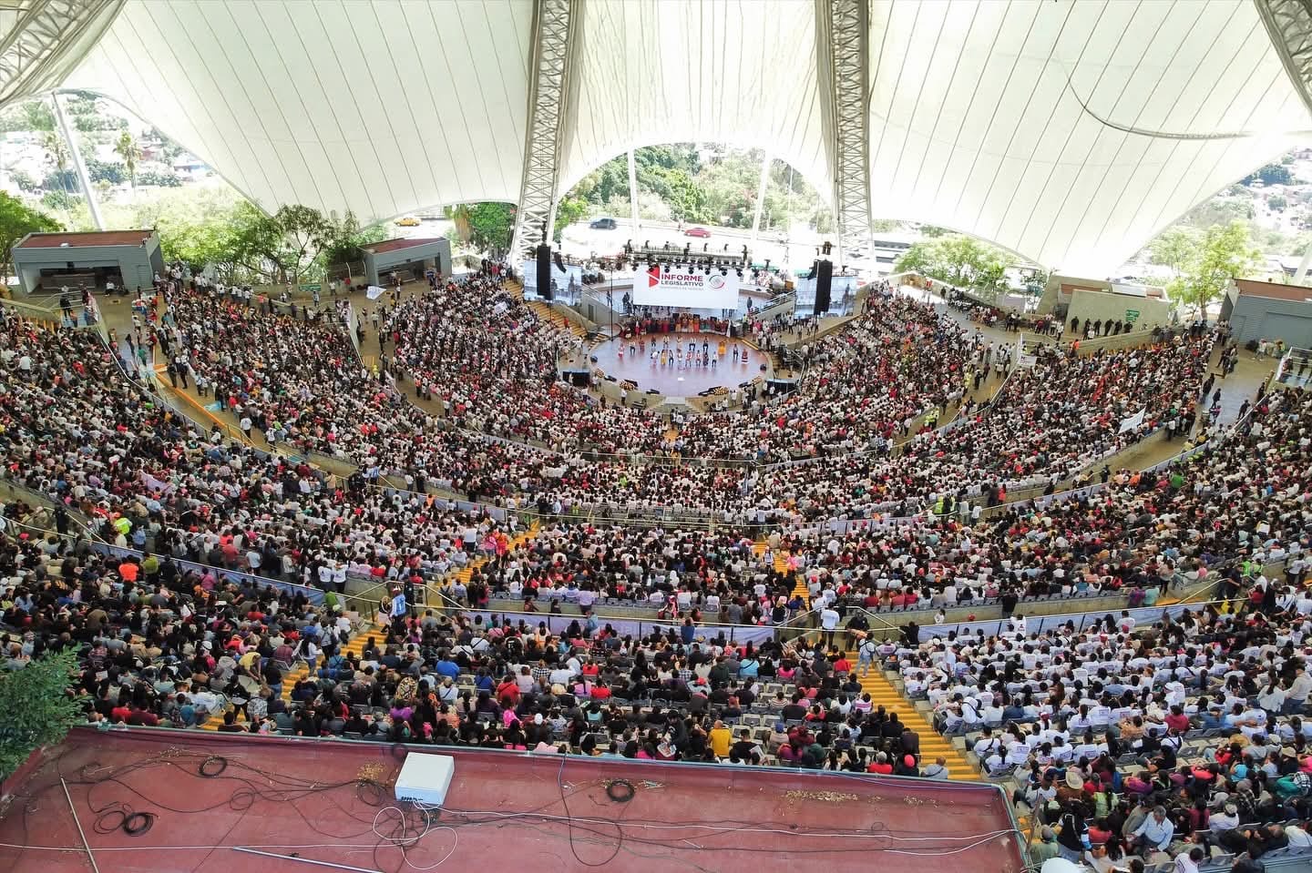 Morena y mas de 10 mil activistas respaldan trabajo de los 3 senadores oaxaqueños Morena y mas de 10 mil activistas respaldan trabajo de los 3 senadores oaxaqueños