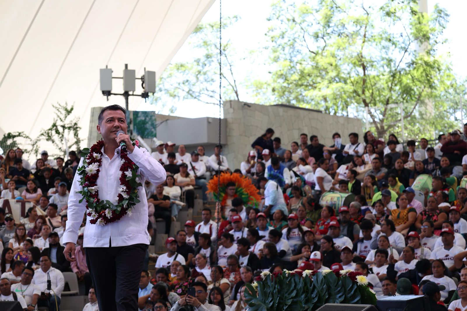 Luis Alfonso Silva Romo en su primer informe  afirma que le ha dado dignidad al trabajo legislativo, siempre de lado del pueblo y en el territorio Luis Alfonso Silva Romo en su primer informe  afirma que le ha dado dignidad al trabajo legislativo, siempre de lado del pueblo y en el territorio