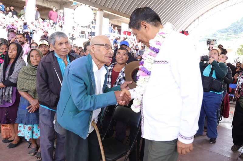 Anuncia Salomón Jara obras y servicios para la reconstrucción de Guadalupe Victoria