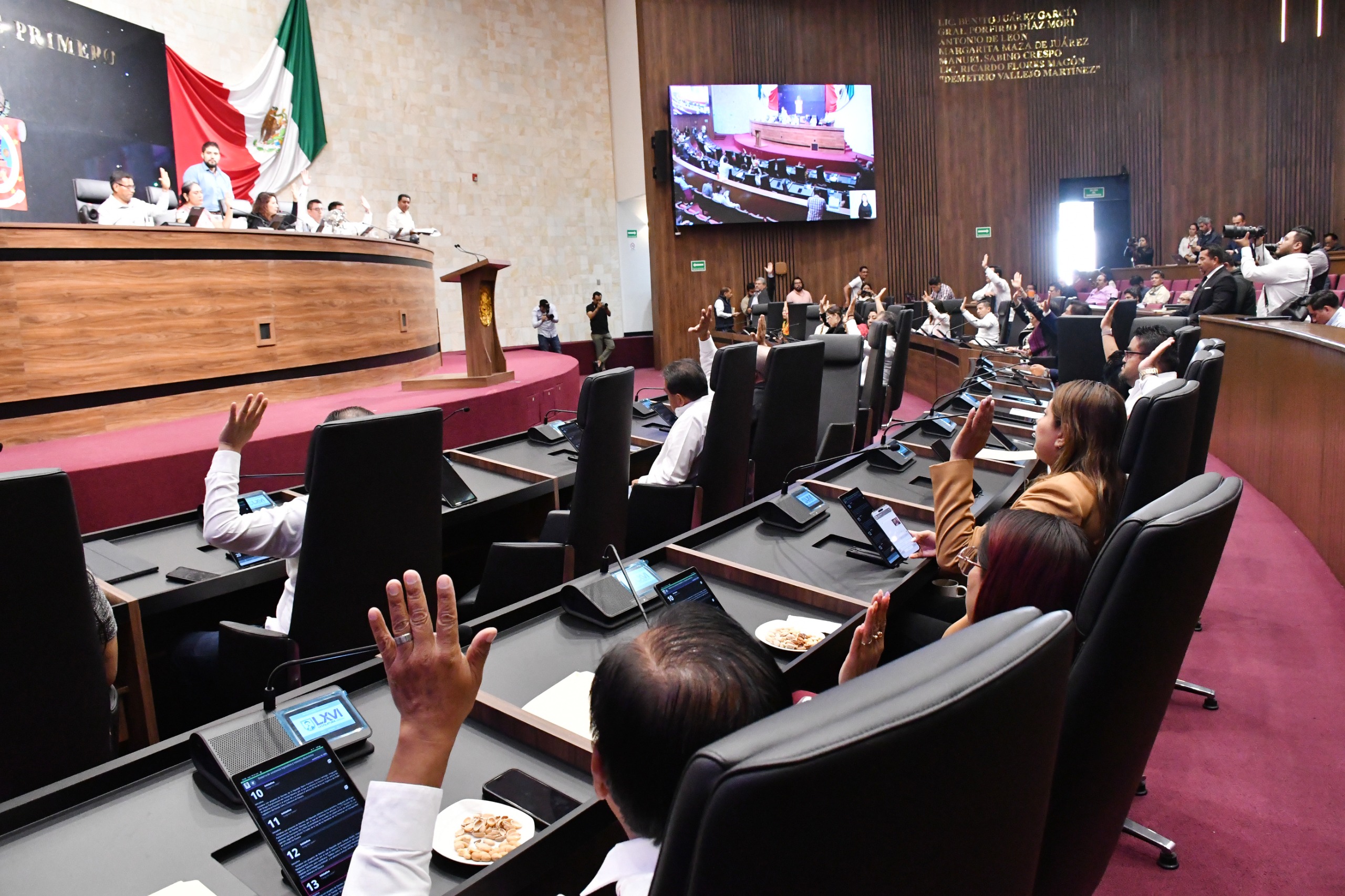 Congreso de Oaxaca establece el Día Estatal de la Libertad Religiosa y aprueba armonización jurídica para establecer con claridad fecha para el Informe de Gobierno